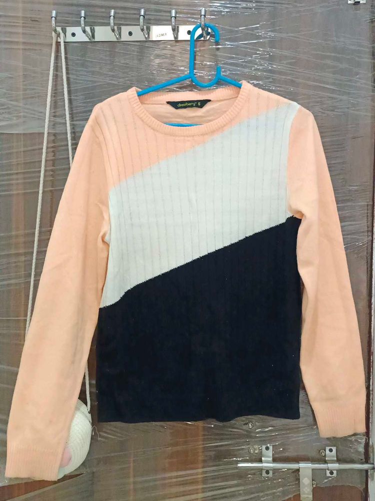 Sweatshirt