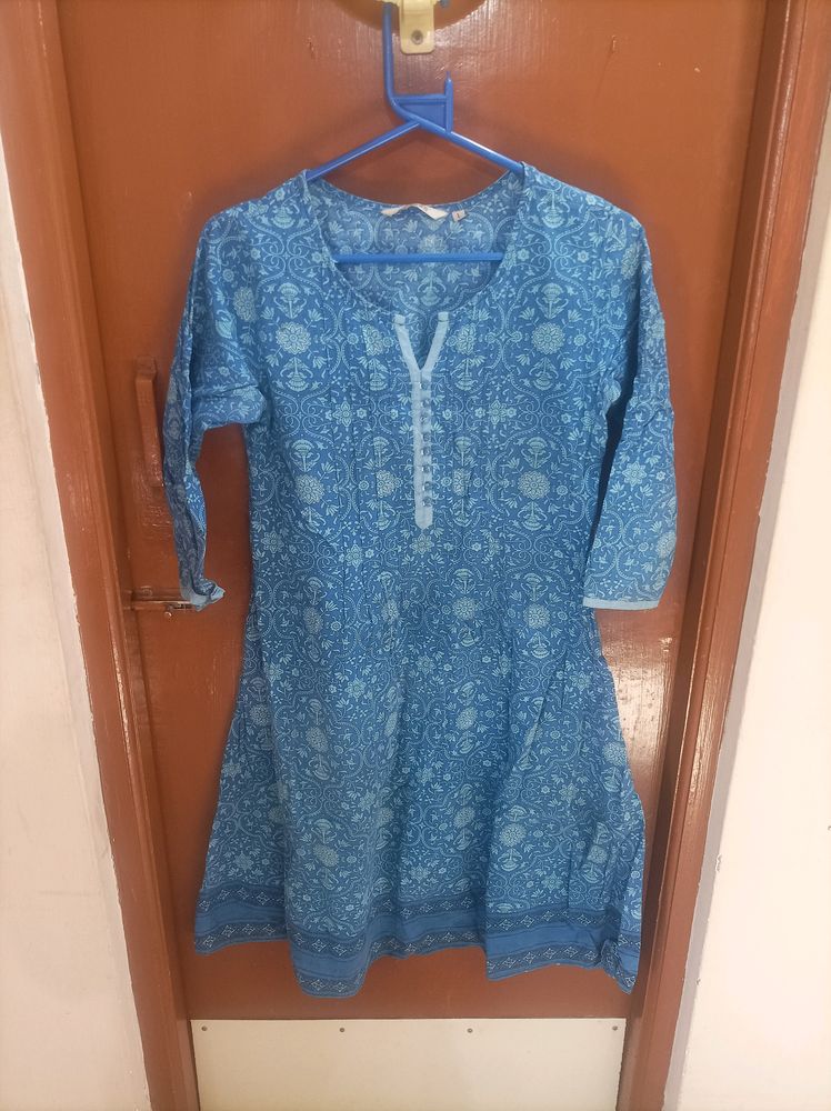 Blue Round Kurti Avaasa