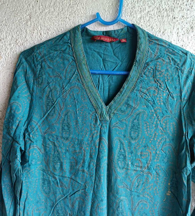 Teal Paisley Print V-Neck Top