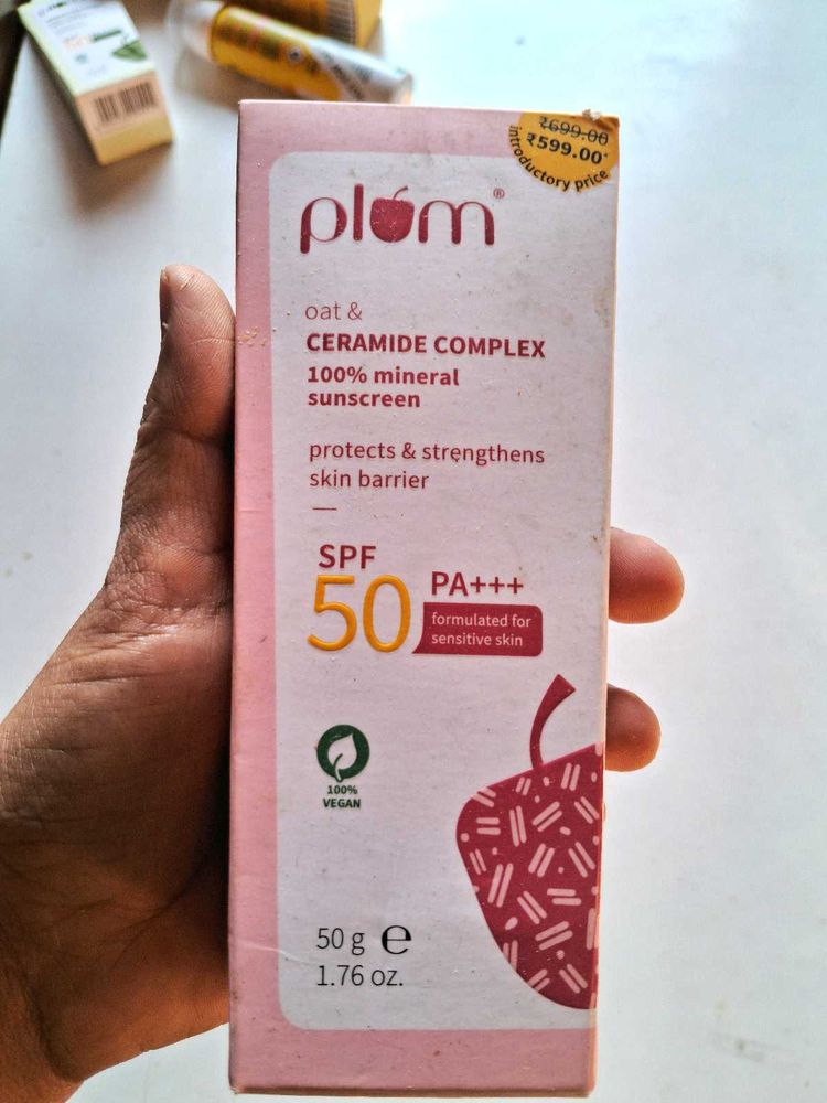 Plum Oat &amp; Ceramide Sunscreen