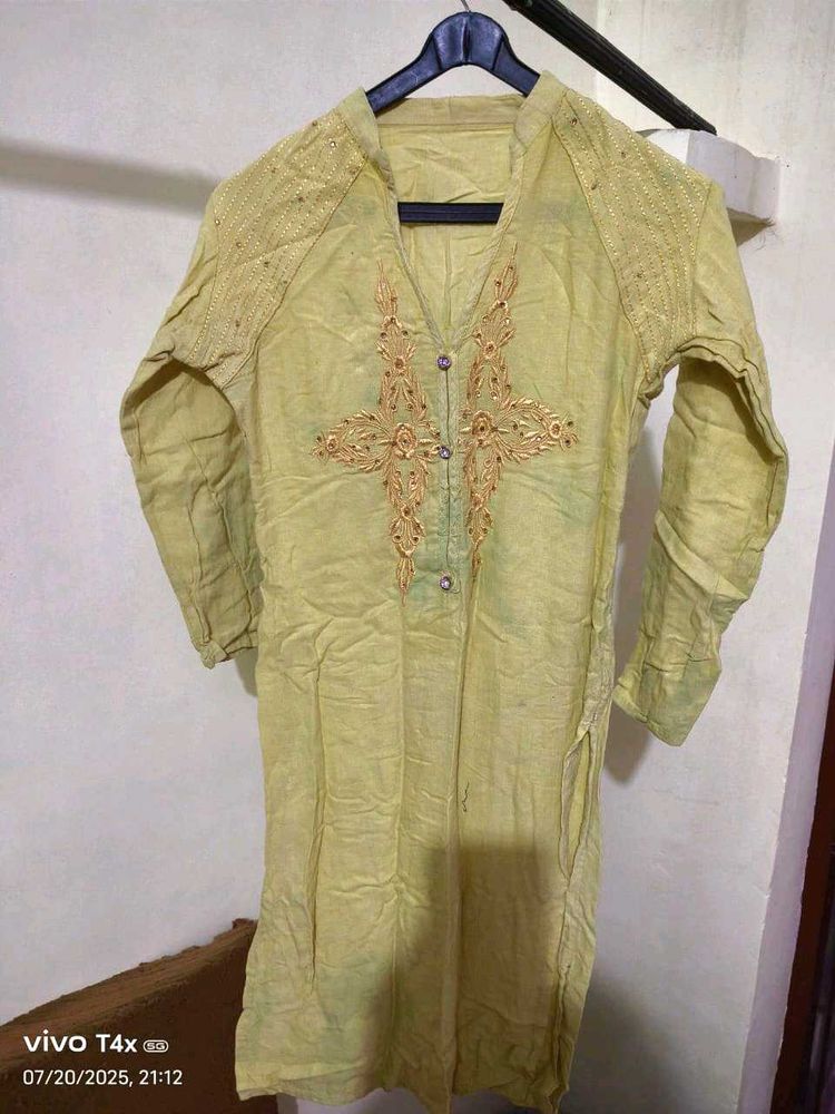 Embroidered Kurta