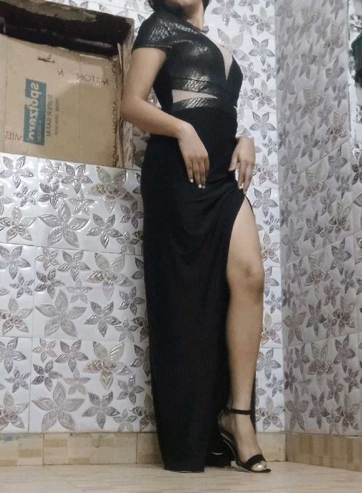 Black Cutout Slit Maxi Dress