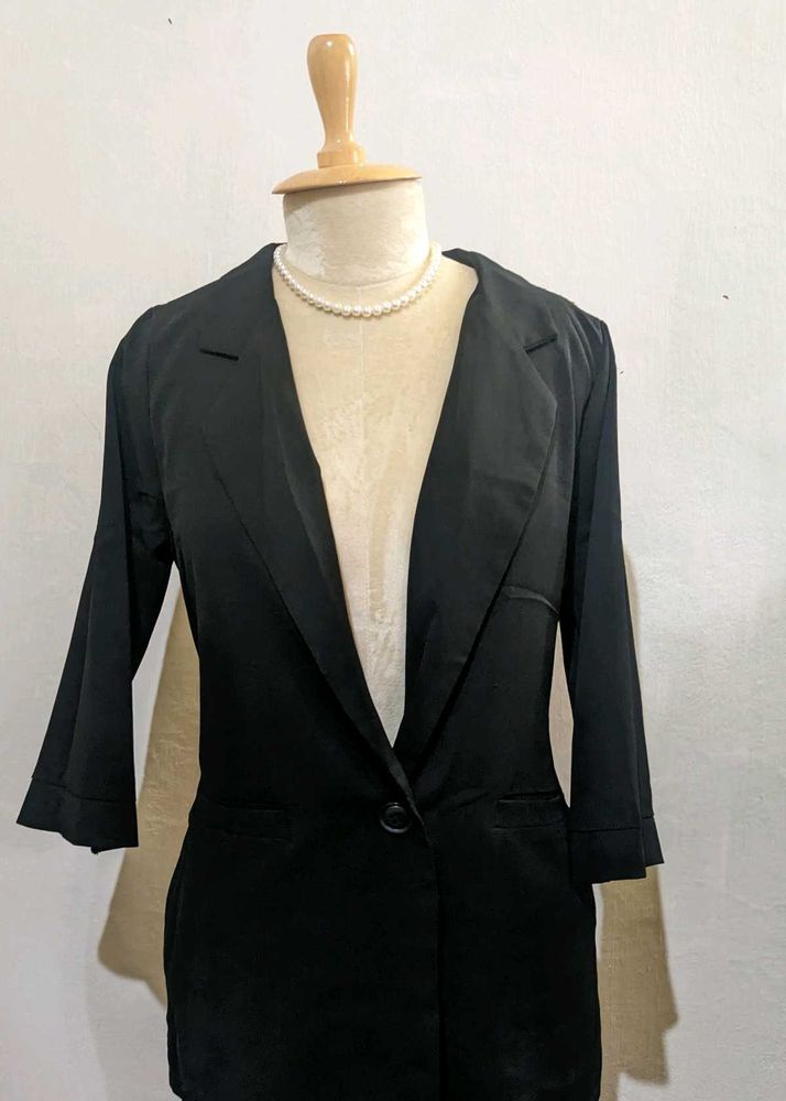 Classic Black Blazer - Size Medium