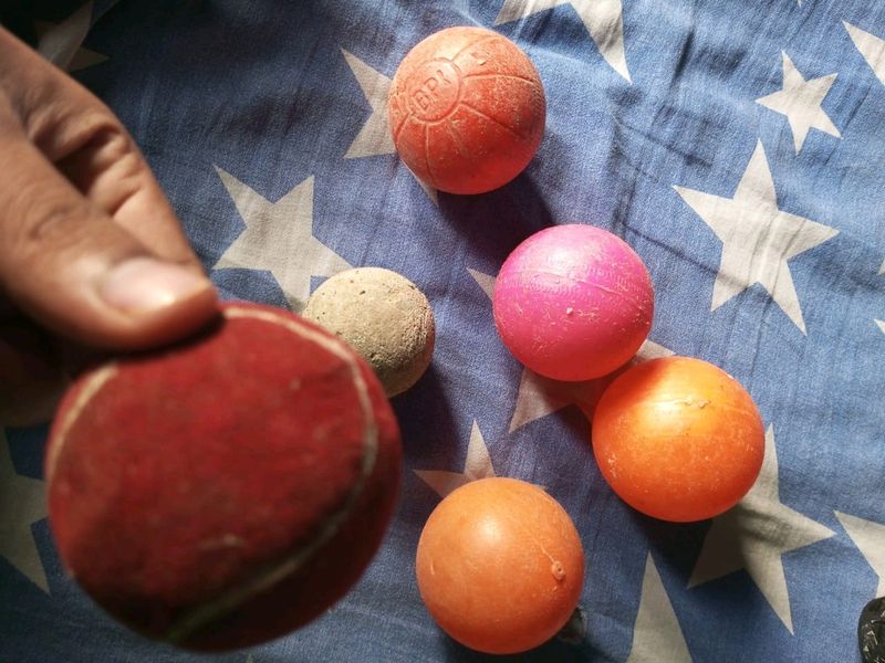 Kosko Cricket Ball&#39;s