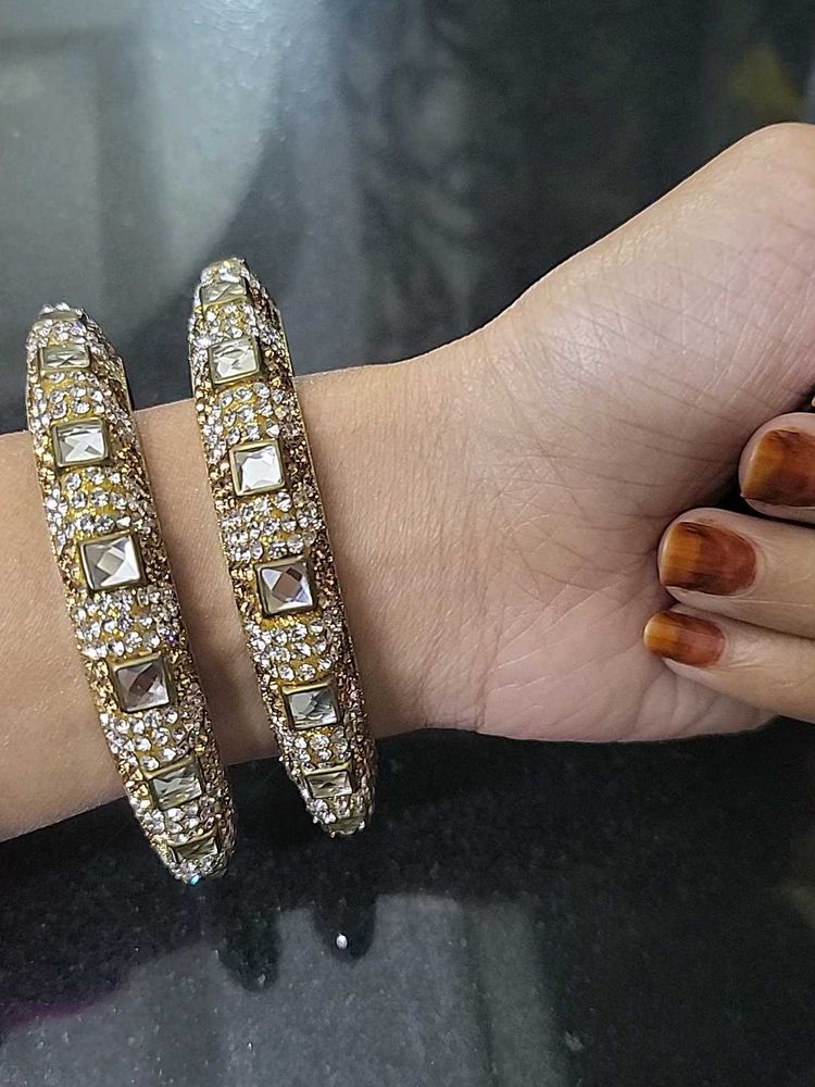 Elegant Bangle Set chuda golden jwellery