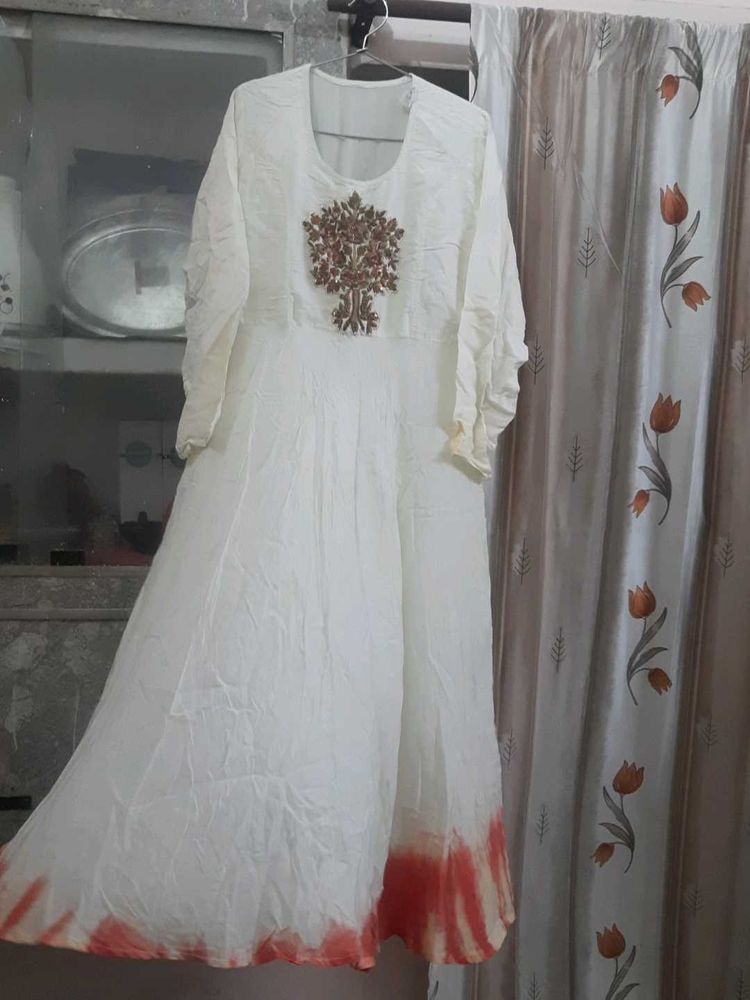 Beautiful Gown With Embellished Neck