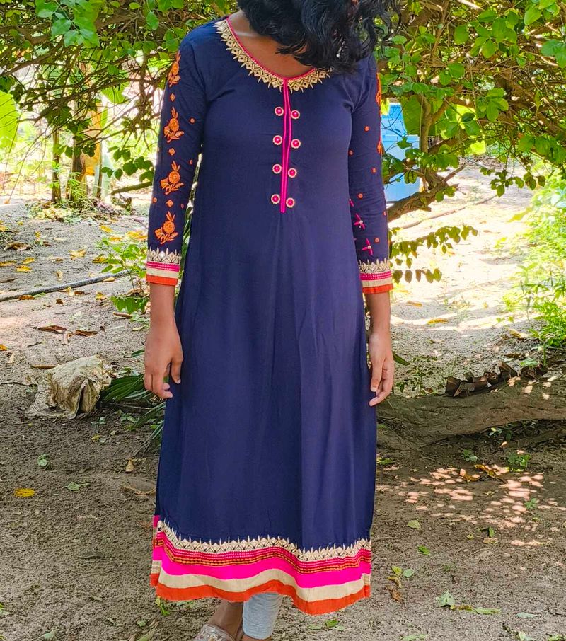 Elegant Embroidered Party Wear Kurta