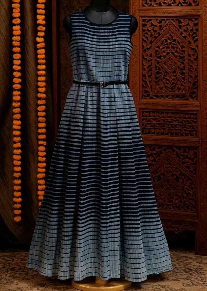 🇳🇿💫🎀Striped Maxi Dress with Belt