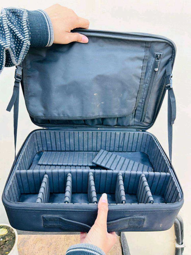 Professional Makeup/Cosmetic Case (Vanity)
