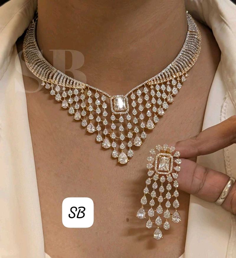 Elegant Necklace Set