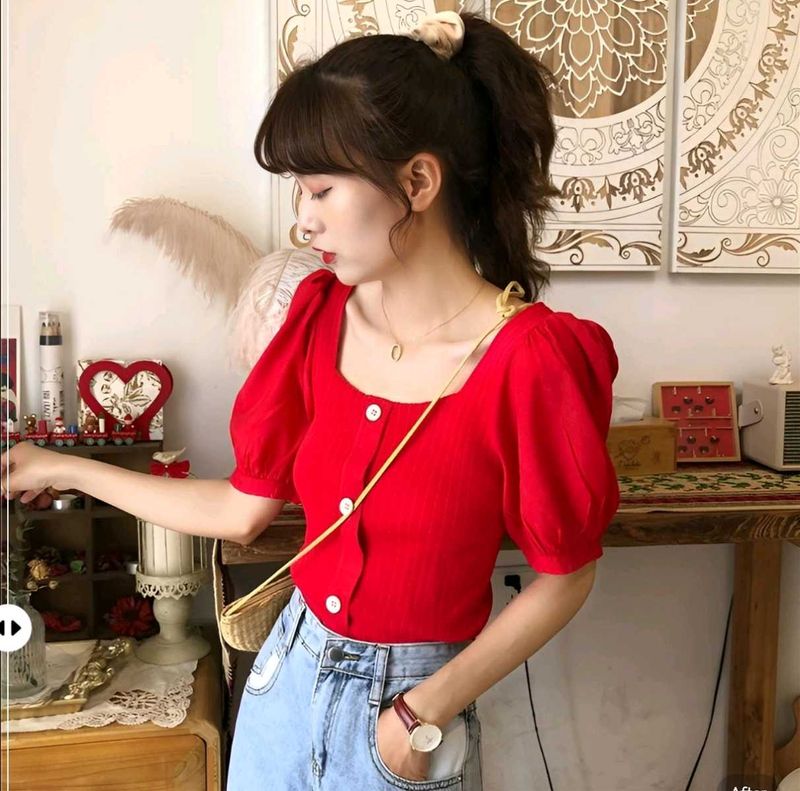 New with tag cute Red Puff Sleeve Knit Top