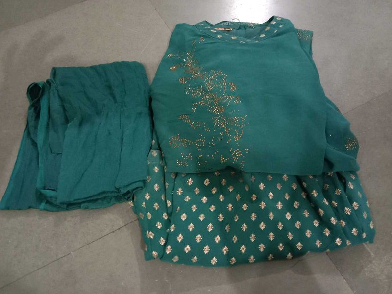 Emerald Green Embellished Salwar Suit