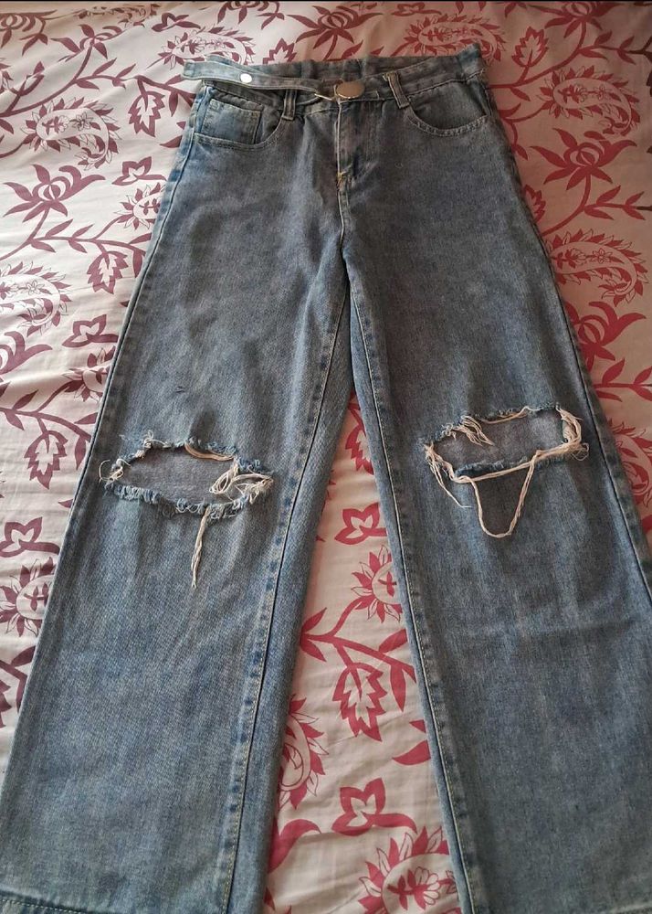 Ripped Wide Leg Jeans