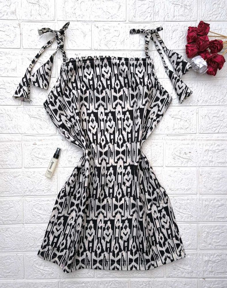 Strappy Short Kurti 🎀🖤