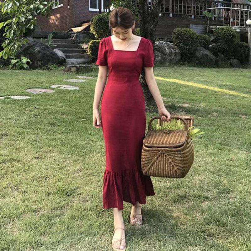 Elegant Maroon Midi Dress