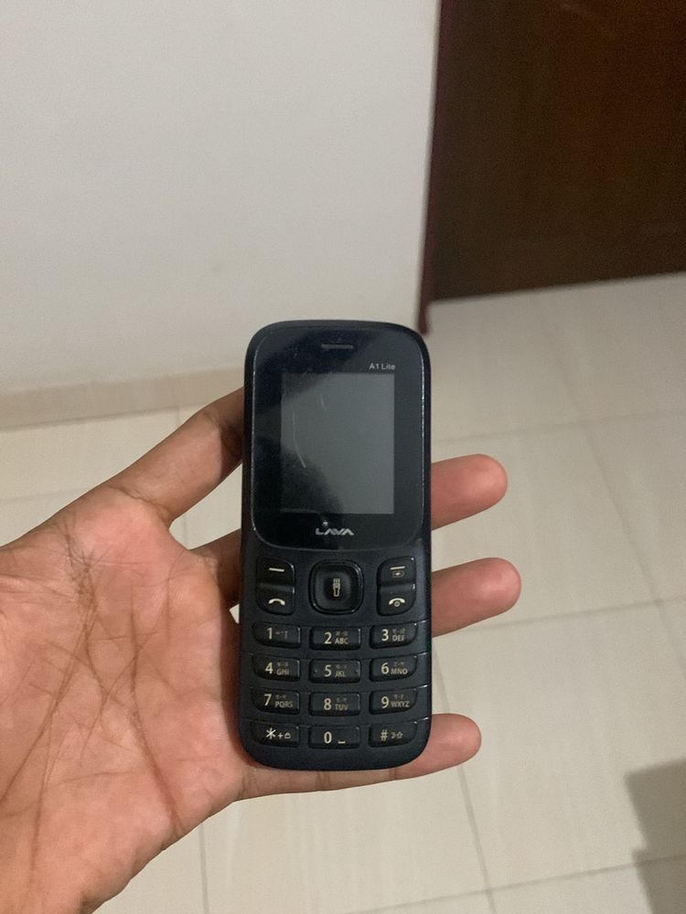 Lava keypad phone
