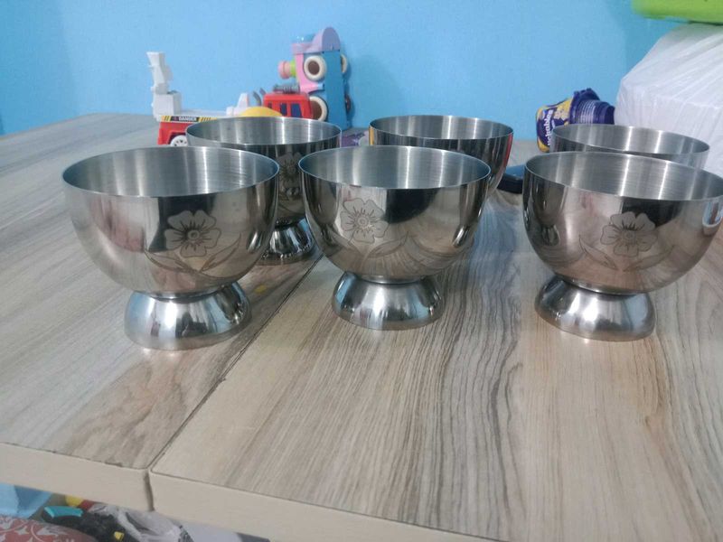 Set of 6 Stainless Steel Dessert Bowls
