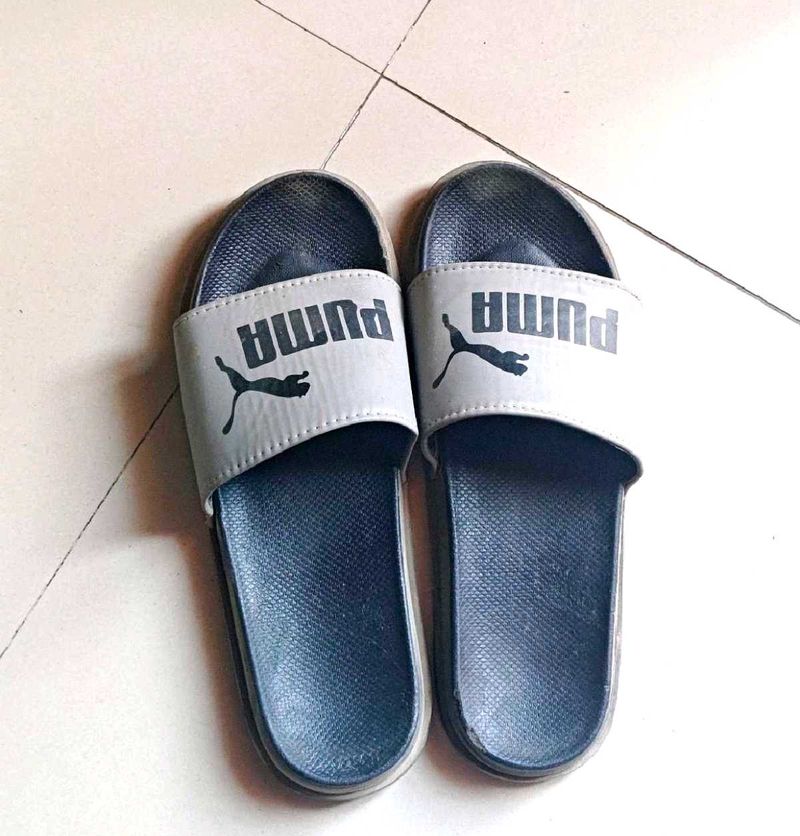 Puma Slides - Size 9