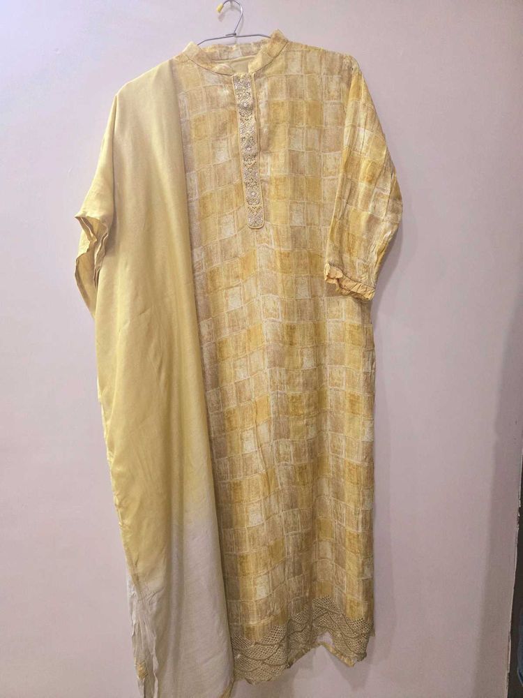 Muslin Kurta With Dupatta