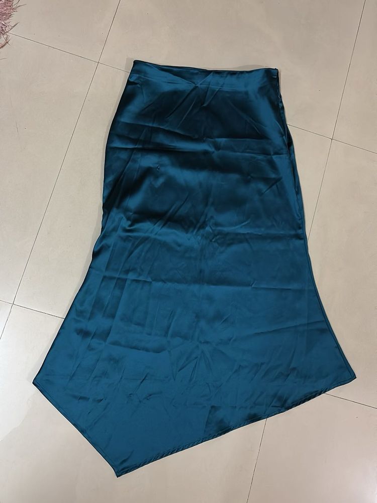 Elegant Teal Satin Skirt