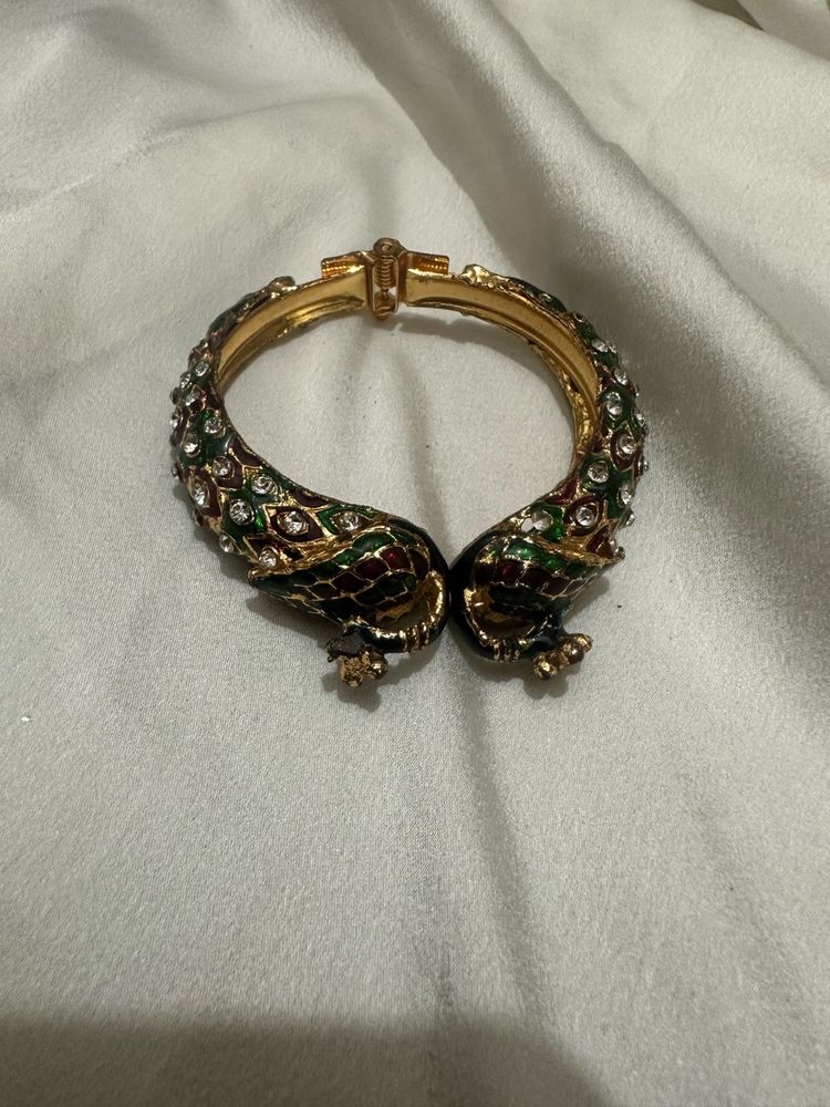 Vintage Peacock kada