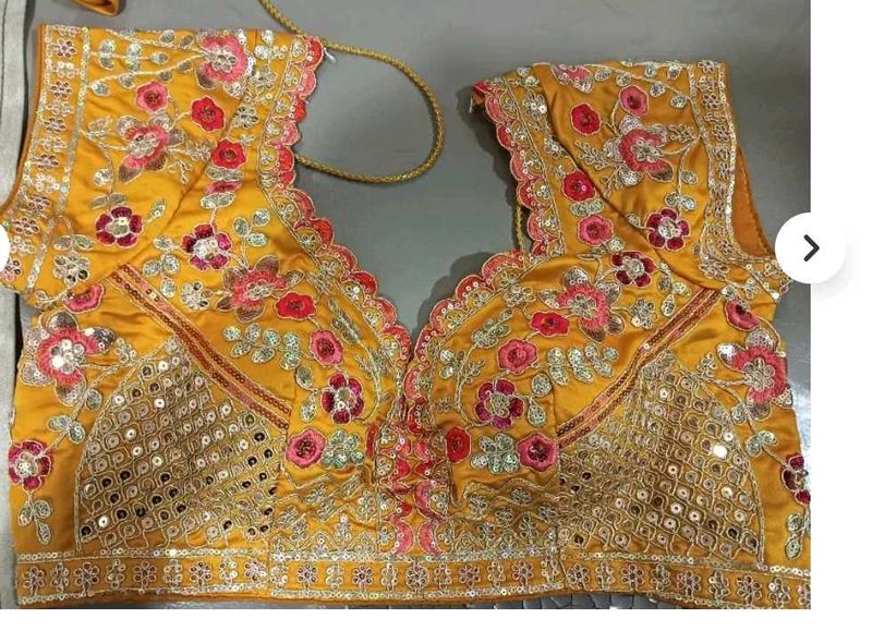 blouse