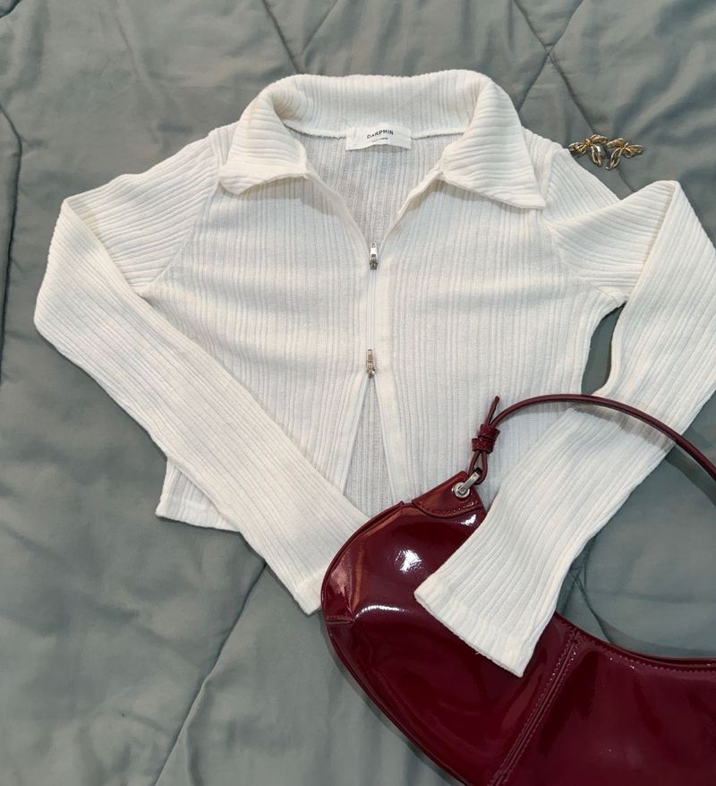 Ribbed Zip-Up Crop Top