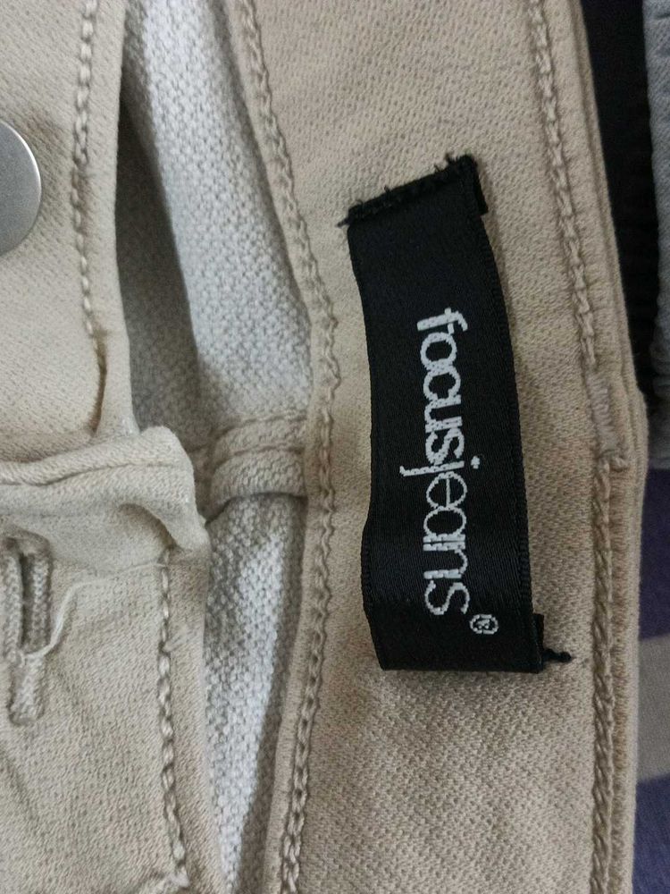 Beige Skinfit Jeans for Women