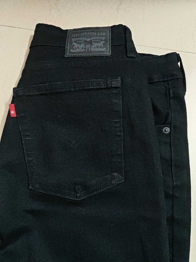 Levi&#39;s Flared Jeans For Women