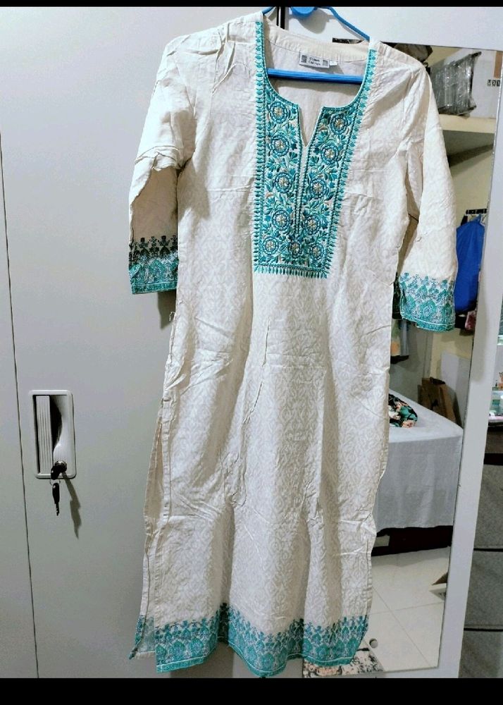 Size Issue Ke Karan Sell Kar Rhi
