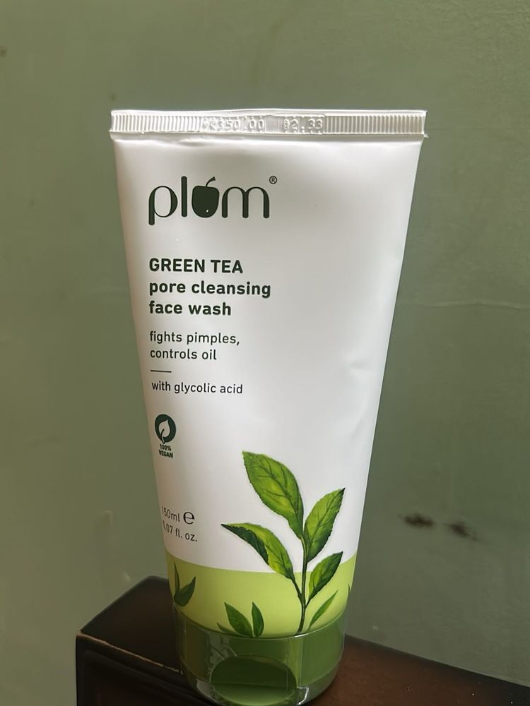 PLUM Green Tea Face Wash