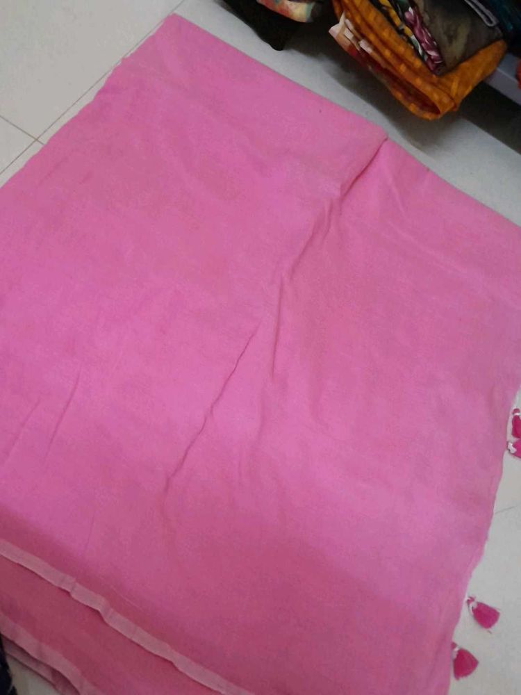 Good Condition Handloom Saree With Ready Wear Blou