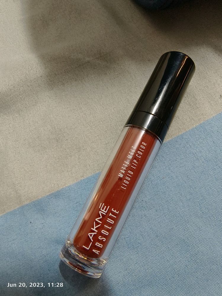 Lakme Absolute Matte Melt Liquid Lip Colour - 17 Crushed Caramel, Brand New Original