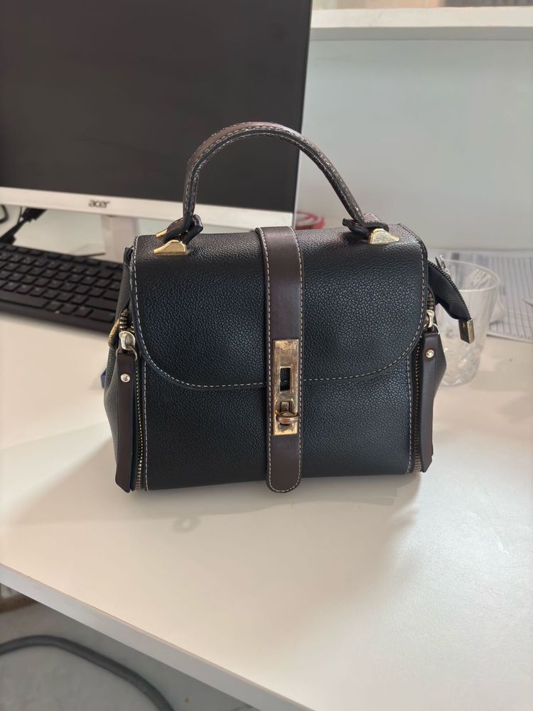 Chic Black Leather Top Handle Bag