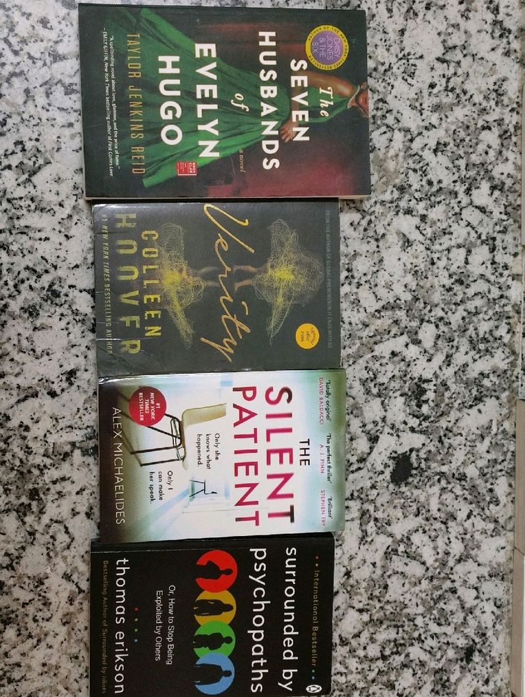 Offer🎉🎉Fiction Novel Books Set