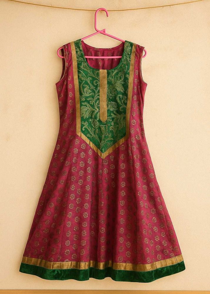 Purple Ethnic Kurta By Neerus