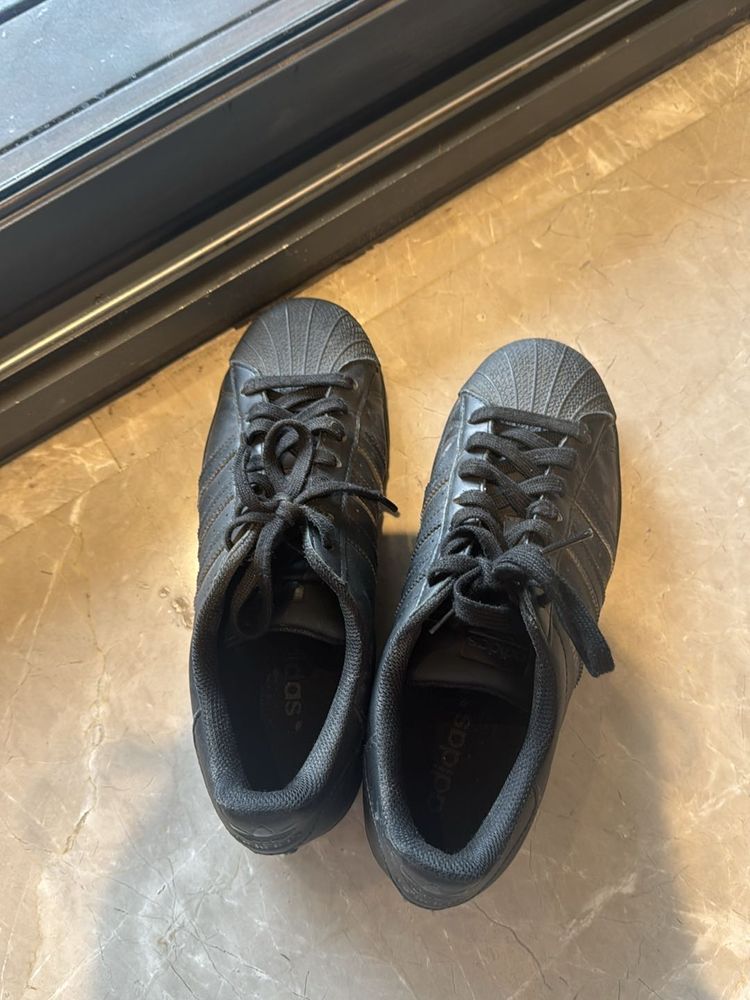 Adidas black Sneakers