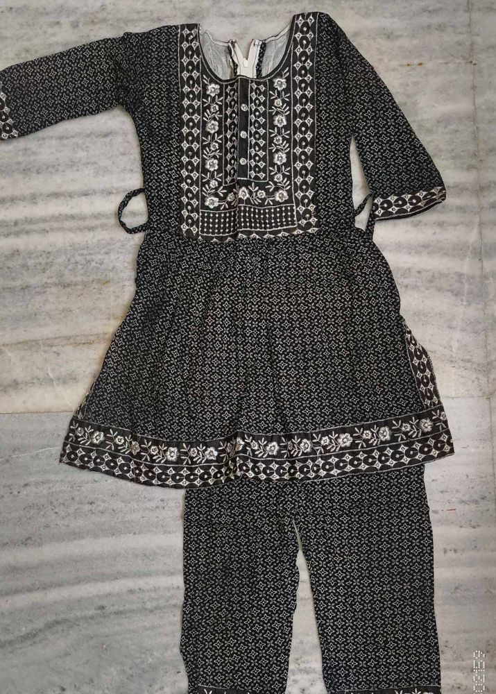 Girls&#39; Printed Kurta Set