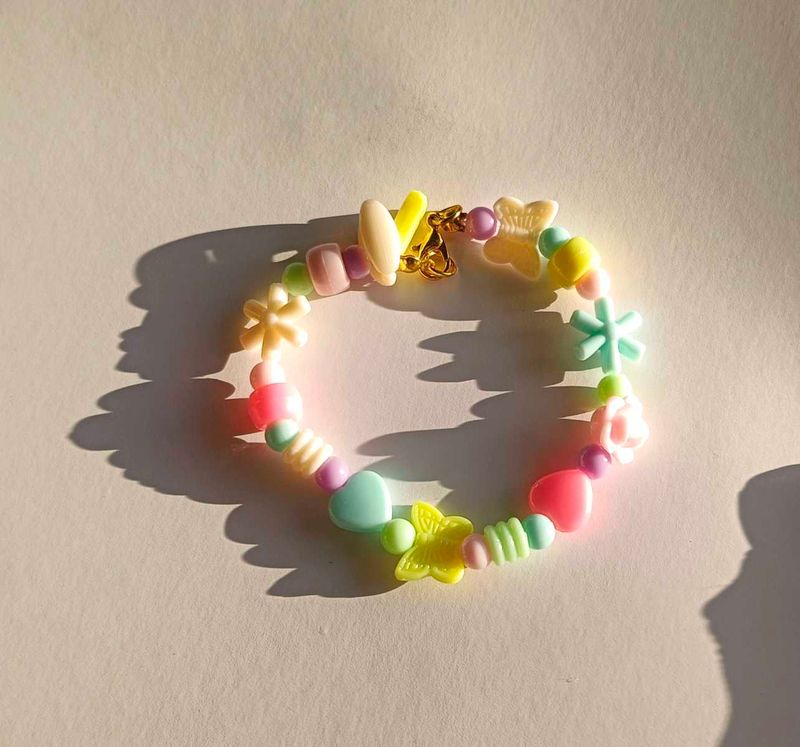 Handmade Beaded Pastel Bracelet 🌷