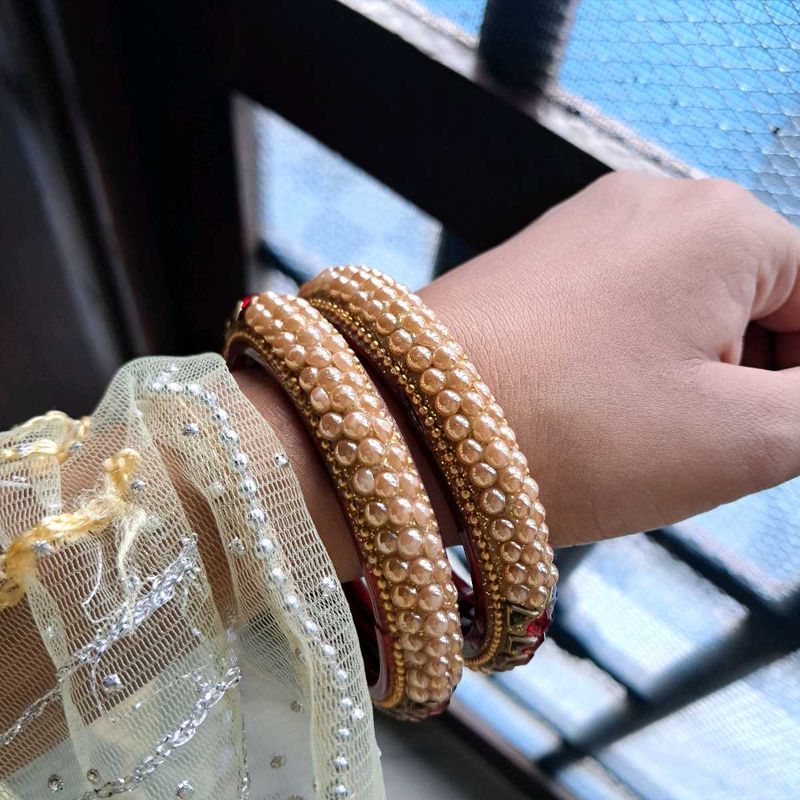 Two Set Of Bangles(4 Bangles )