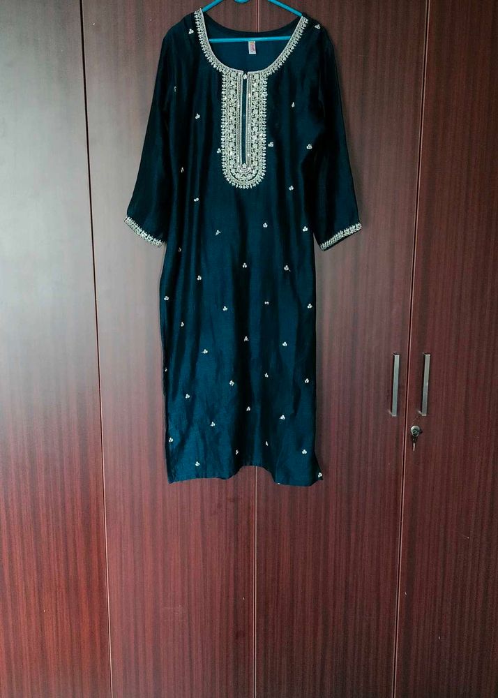 Elegant Embroidered Kurta