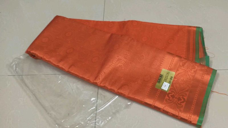 new copper silk saree with Blouse piece