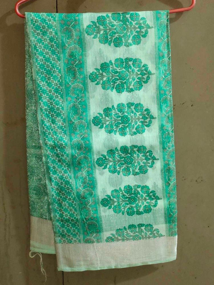 Green Floral Print Saree