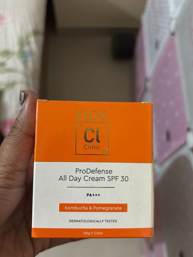 VLCC ProDefense All Day Cream