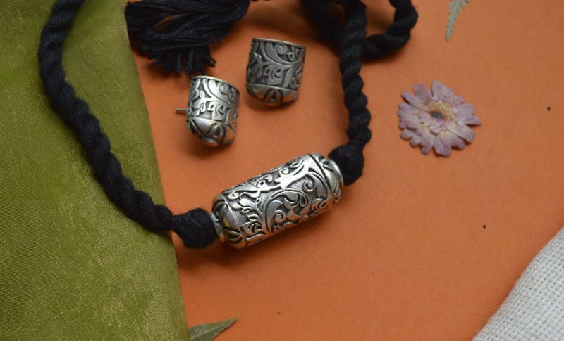 Silver-toned Necklace and Earring Set