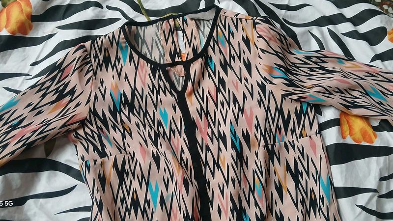 Beautiful Top✨️