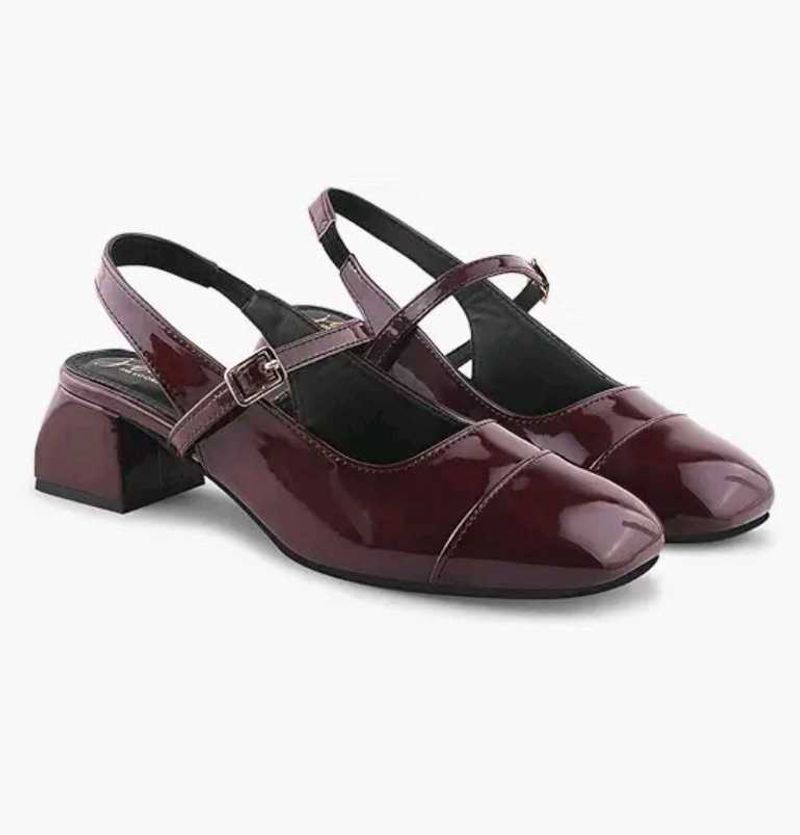 JM LOOKS Square Toe Heel with Adjustable Strap