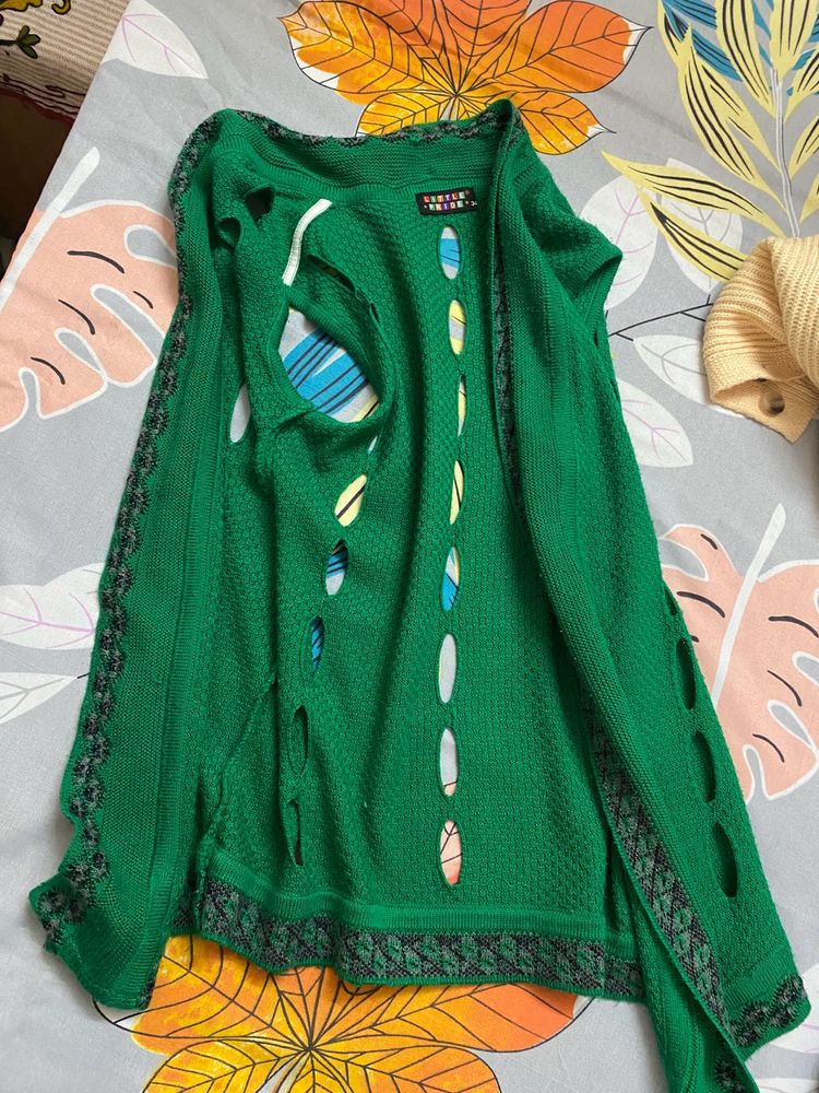 ‼️Green Shrug‼️