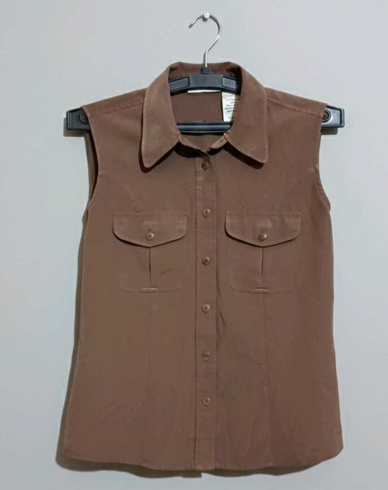 Brown Sleeveless Button-Down Top