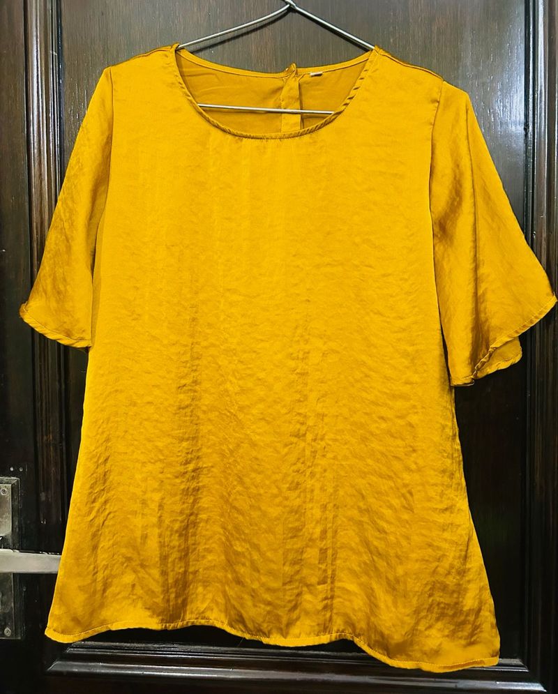 Elegant Gold Top
